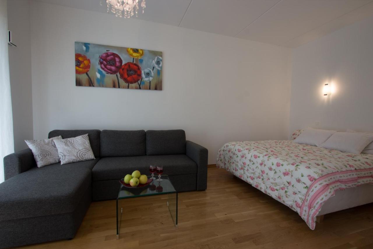 Kueueni 5B Apartment Тарту Екстер'єр фото