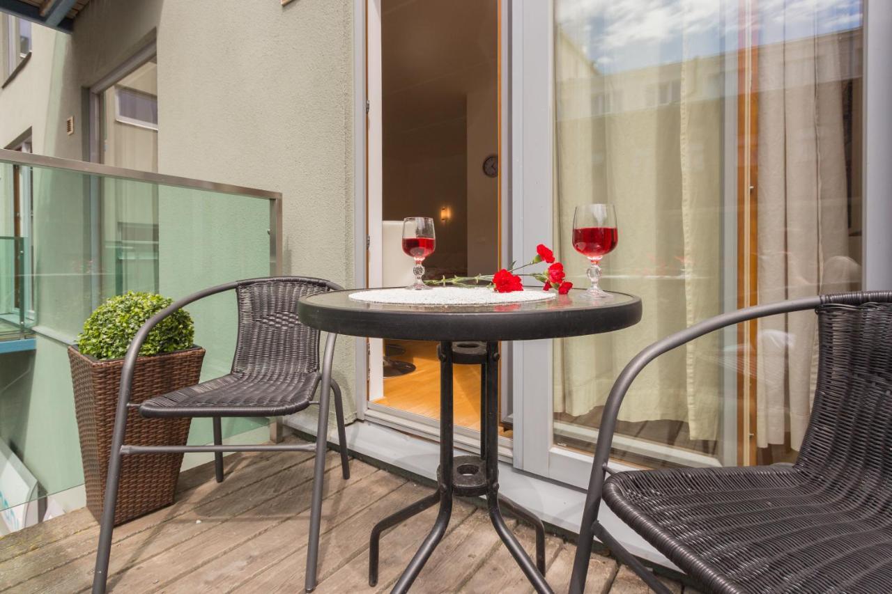 Kueueni 5B Apartment Тарту Екстер'єр фото